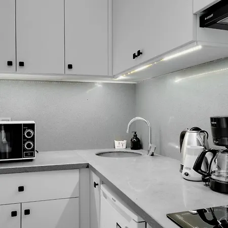Cozy Flat Near Marmaray In Kadikoy * اسطنبول